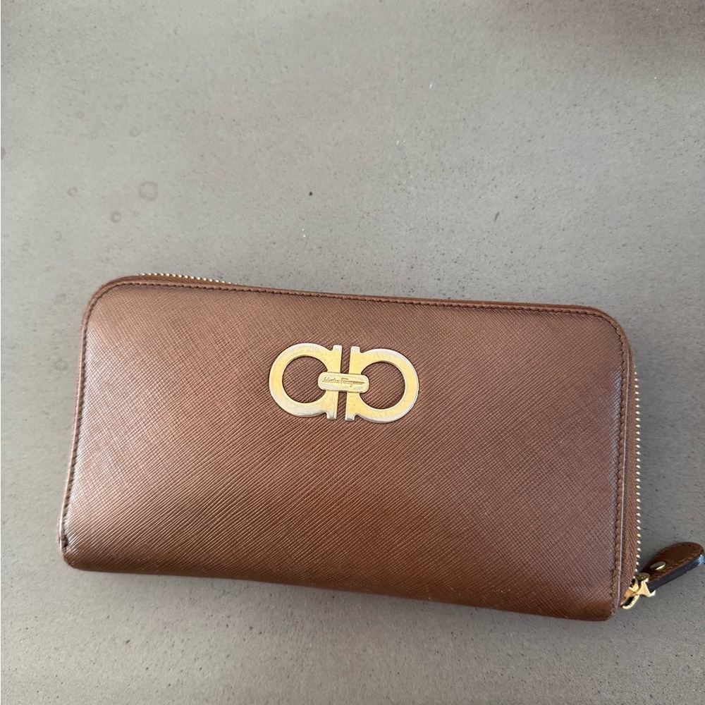 Salvatore Ferragamo Brown Ganchini Wallet